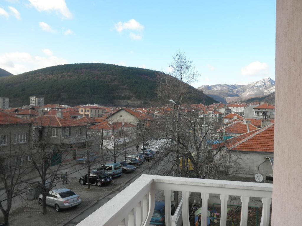 Hotel Atlantic Sliven Eksteriør bilde